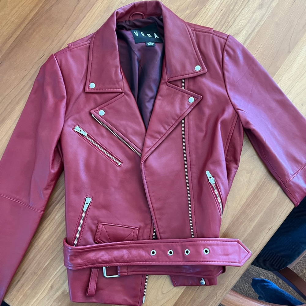 Veda Jayne Lamb Leather Moto Biker Jacket in Merlot Red in size small NWOT